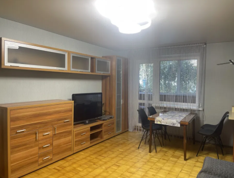 Продаж квартири 3 кімнати 57 кв. м. Вайсера (Центр) Хмельницький
