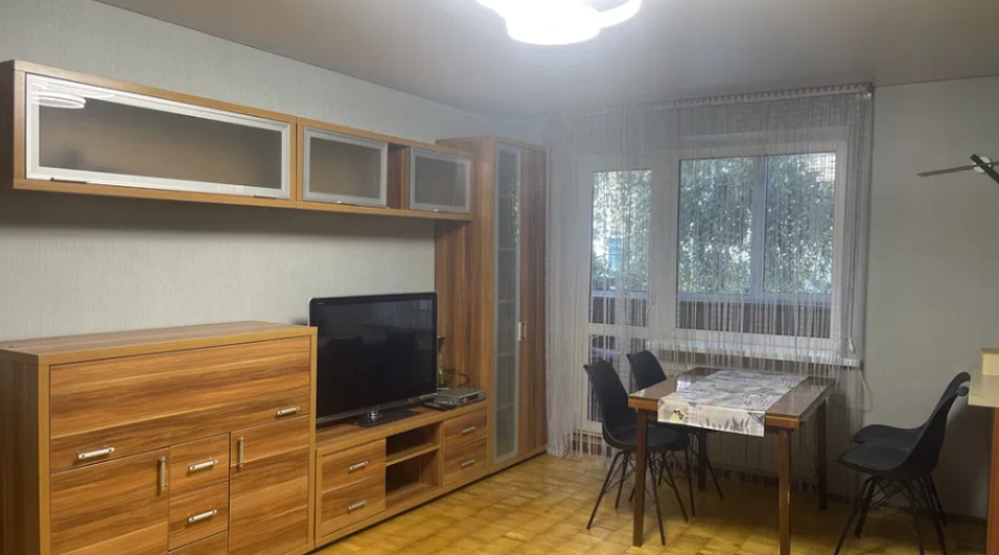 Продаж квартири 3 кімнати 57 кв. м. Вайсера (Центр) Хмельницький