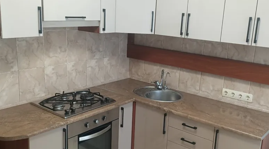 Продаж квартири 2 кімнати 46 кв. м. пров. Козацький (Дубове) Хмельницький