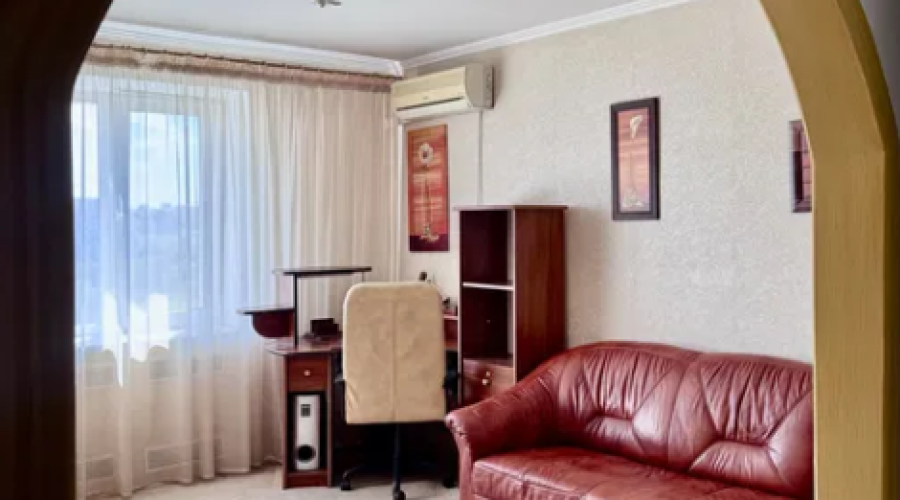 Продаж квартири 2 кімнати 49 кв. м. Проскурівського підпілля (Центр) Хмельницький