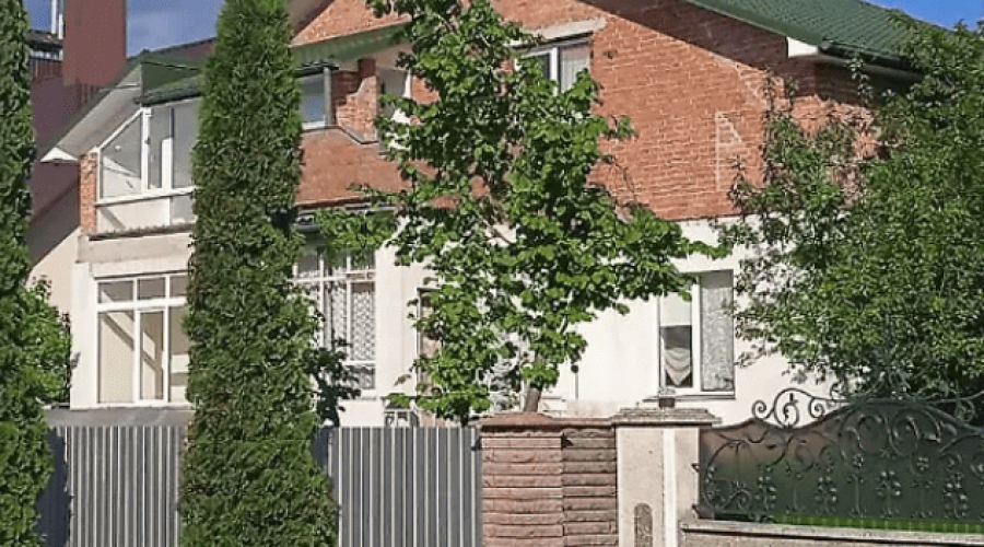 Продаж будинку 5 кімнат 330 кв. м. 11 сот. Трудова (Старий аеродром) Хмельницький