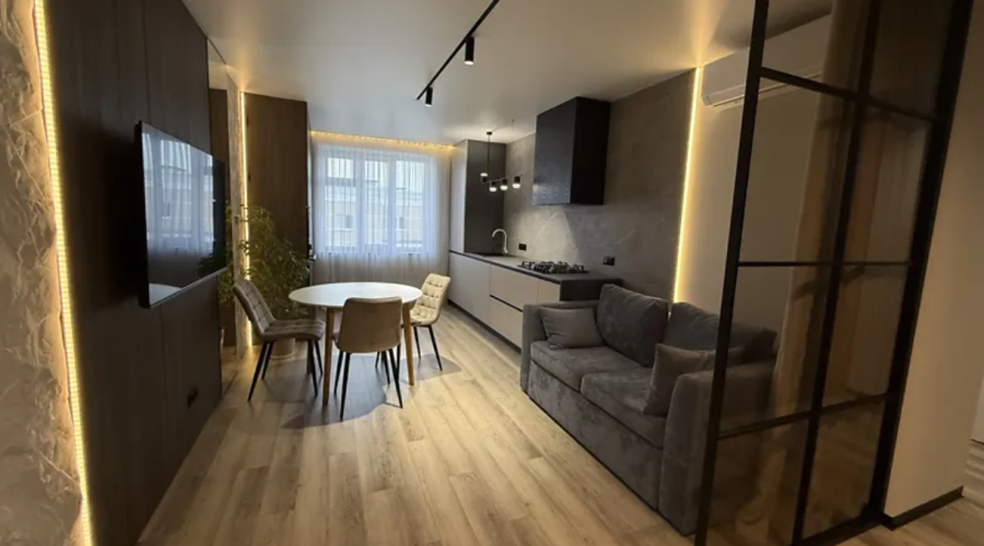 Продаж квартири 2 кімнати 73 кв. м. Кармелюка (Озерна) Хмельницький