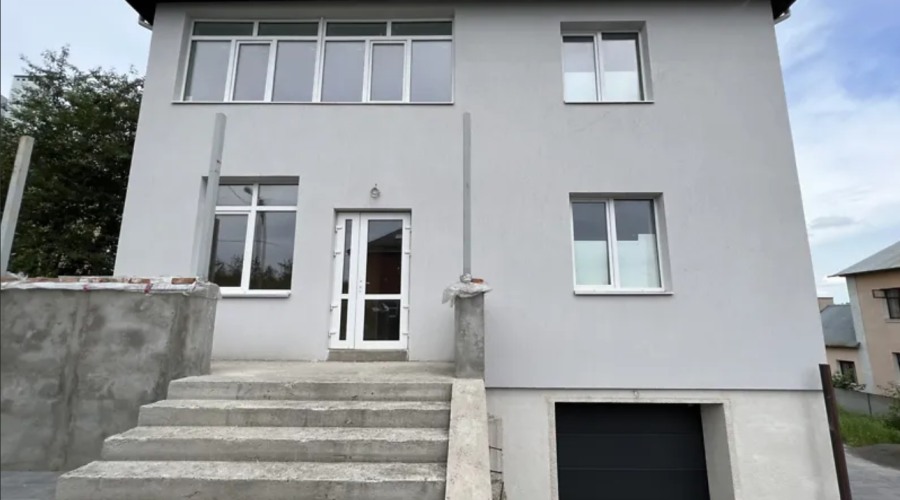 Продаж будинку 5 кімнат 298 кв. м. 10 сот. пров. Ткачука (Південно-Захід) Хмельницький