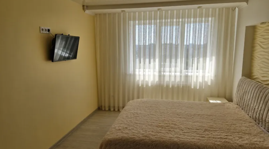 Продаж квартири 5 кімнат 165 кв. м. Свободи (Центр) Хмельницький