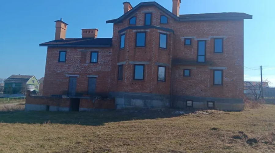 Продаж будинку 4 кімнати 269 кв. м. 10 сот. пров. Затишний (Дубове) Хмельницький