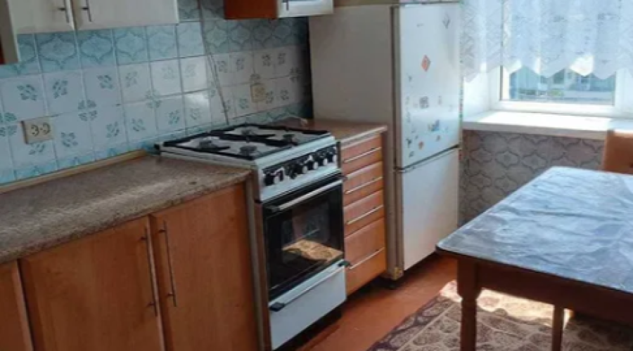 Продаж квартири 2 кімнати 47 кв. м. Зарічанська (Виставка) Хмельницький