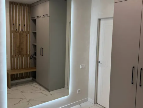 Продаж квартири 2 кімнати 47 кв. м. Зарічанська (Виставка) Хмельницький