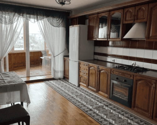 Оренда 2 кімнати 83 кв. м. (Центр) Хмельницький
