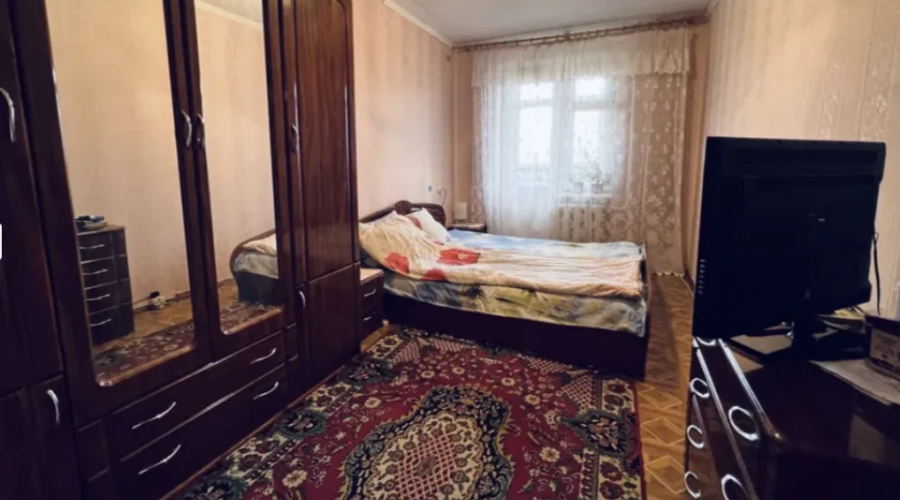 Продаж квартири 4 кімнати 78 кв. м. (Гречани) Хмельницький