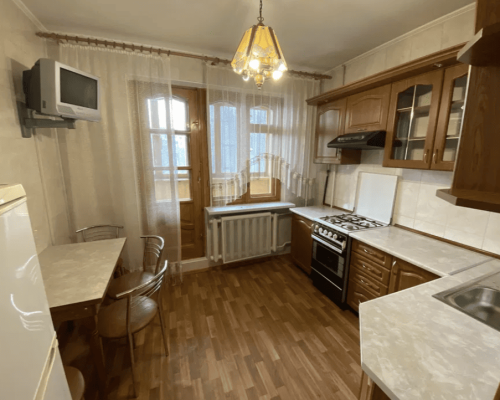 Оренда 1 кімната 40 кв. м. (Озерна) Хмельницький