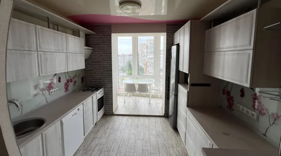 Продаж квартири 2 кімнати 73 кв. м. ЖК Новий Квартал (Озерна) Хмельницький