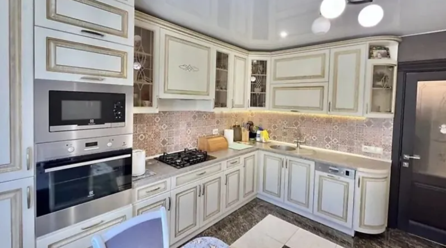 Продаж квартири 3 кімнати 92 кв. м. Свободи (Виставка) Хмельницький