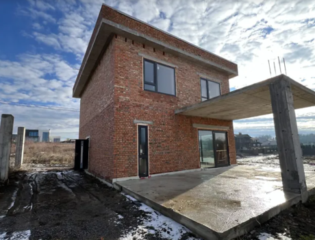Продаж будинку 6 кімнат 225 кв. м. 5 сот. (Дендропарковий) Хмельницький