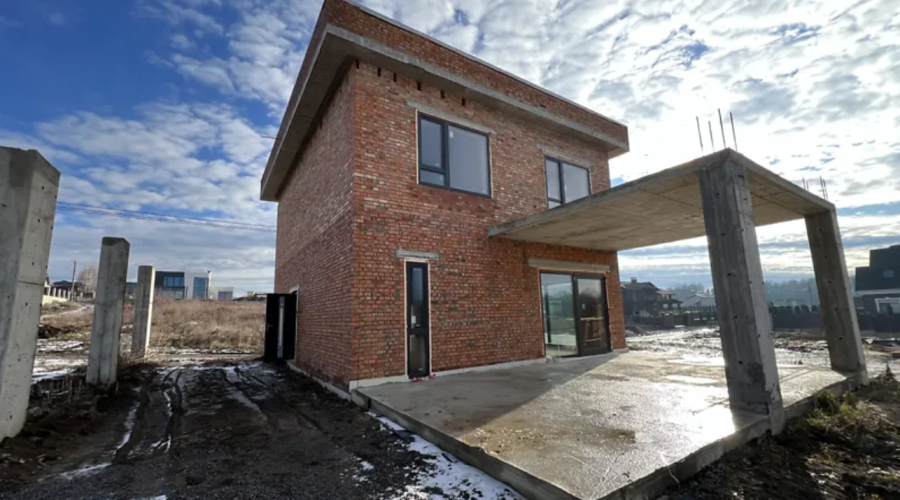 Продаж будинку 6 кімнат 225 кв. м. 5 сот. (Дендропарковий) Хмельницький
