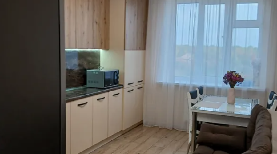 Продаж квартири 1 кімната 45 кв. м. Лісогринівецька (Озерна) Хмельницький
