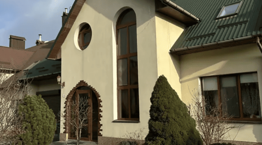 Продаж будинку 4 кімнати 240 кв. м. 6 сот. Лесі Українки (Гречани) Хмельницький