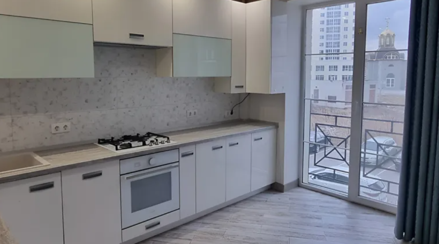 Продаж квартири 4 кімнати 105 кв. м. ЖК Агора (Озерна) Хмельницький