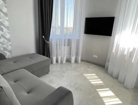 Продаж квартири 3 кімнати 88 кв. м. (Озерна) Хмельницький