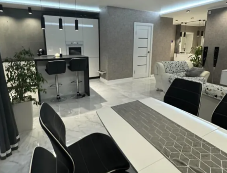 Продаж квартири 3 кімнати 91 кв. м. ЖК Агора (Озерна) Хмельницький