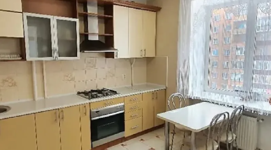 Оренда 2 кімнати 75 кв. м. Героїв Національної гвардії України (Виставка) Хмельницький