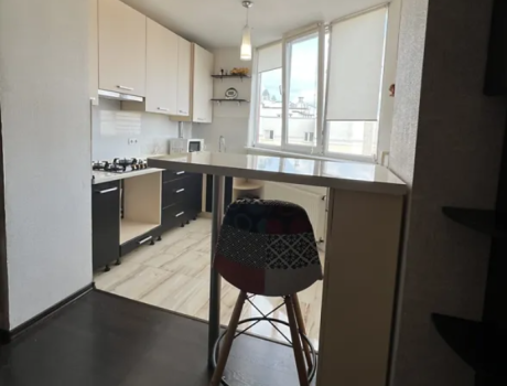 Продаж квартири 1 кімната 44 кв. м. Лісогринівецька (Озерна) Хмельницький