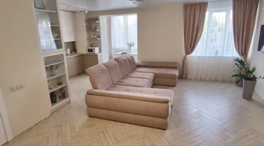 Продаж квартири 3 кімнати 84 кв. м. ЖК Приозерний (Виставка) Хмельницький