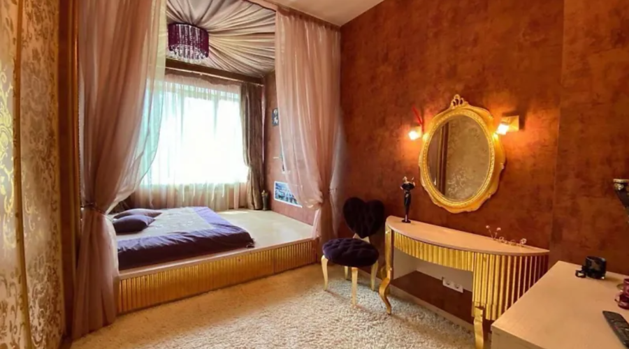 Продаж квартири 4 кімнати 140 кв. м. Пилипчука Володимира (Центр) Хмельницький