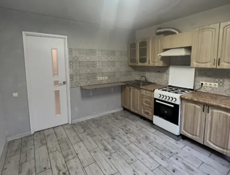 Продаж квартири 2 кімнати 64 кв. м. Лісогринівецька (Озерна) Хмельницький