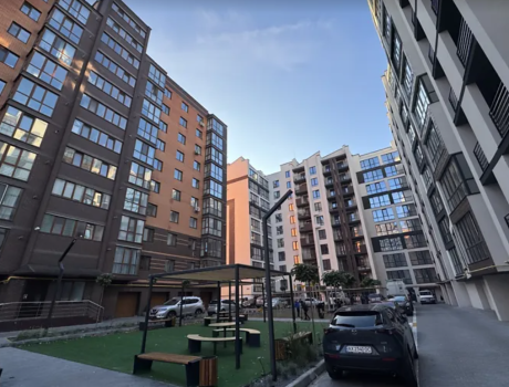Продаж квартири 2 кімнати 67 кв. м. ЖК Перлина Проскурова 2 (Ракове) Хмельницький