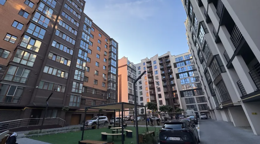 Продаж квартири 2 кімнати 67 кв. м. ЖК Перлина Проскурова 2 (Ракове) Хмельницький
