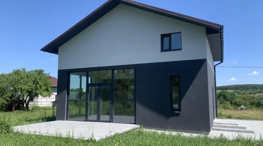 Продаж будинку 3 кімнати 112 кв. м. 2-й пр. Світлий (Лезнево) Хмельницький