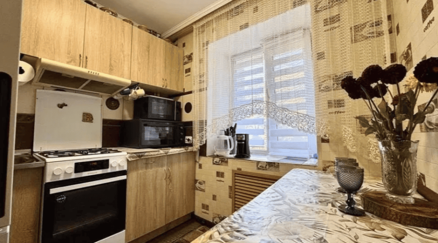 Продаж квартири 2 кімнати 44 кв. м. (ж-д вокзал) Хмельницький