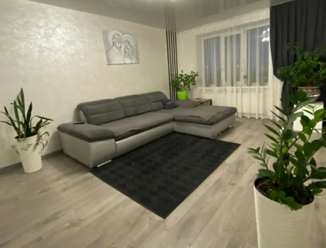 Продаж квартири 2 кімнати 76 кв. м. Кам’янецька (Південно-Захід) Хмельницький