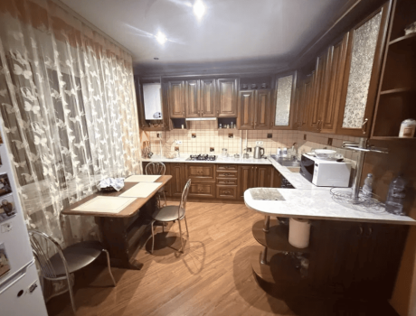 Продаж квартири 3 кімнати 89 кв. м. Хмельницький