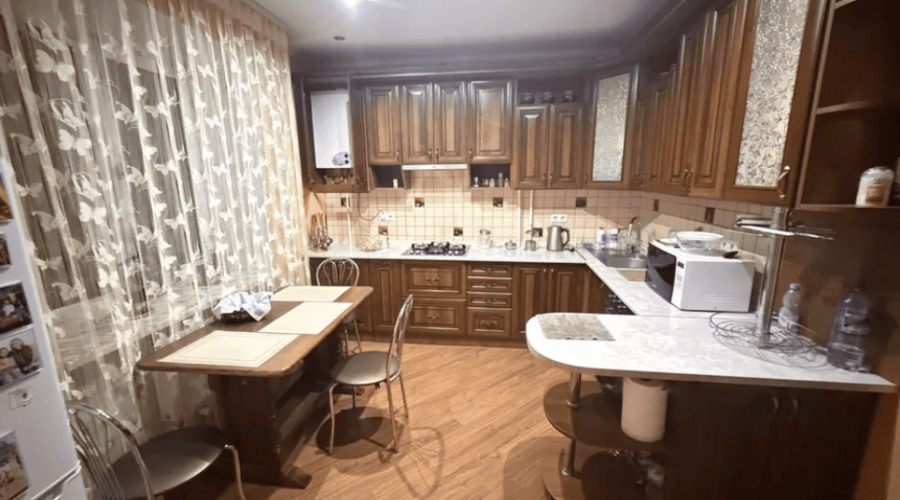 Продаж квартири 3 кімнати 89 кв. м. Хмельницький