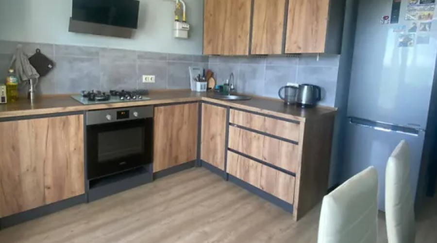 Продаж квартири 2 кімнати 66 кв. м. Будівельників (Виставка) Хмельницький