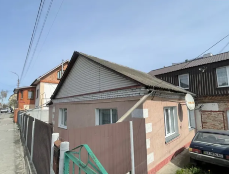 Продаж будинку 4 кімнати 40 кв. м. 3 сот. Шестакова (Центр) Хмельницький